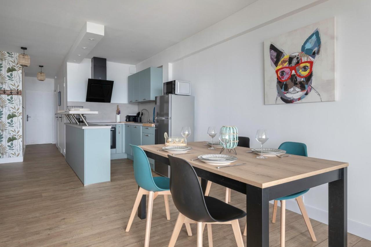 Appartement Vue - Balcon Face A L'ocean - Pour 4 *